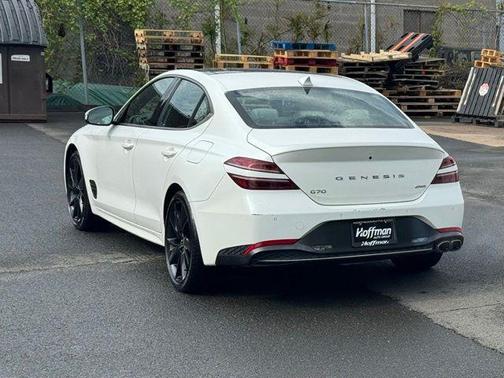 Verbier White 2023 Genesis G70 2.0T