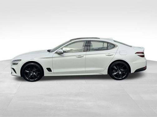 Verbier White 2023 Genesis G70 2.0T