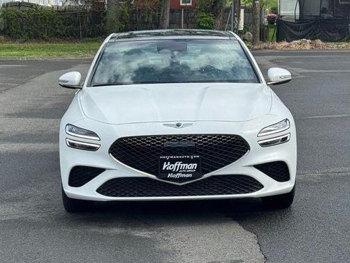 Verbier White 2023 Genesis G70 2.0T