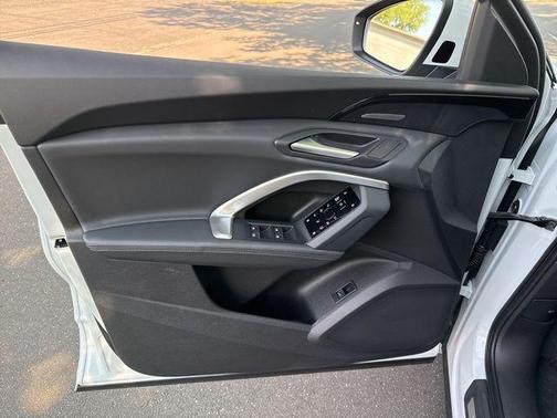 2025 Audi Q5 2.0T quattro Premium