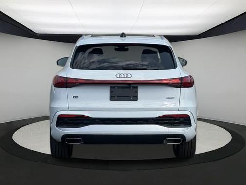 2025 Audi Q5 2.0T quattro Premium