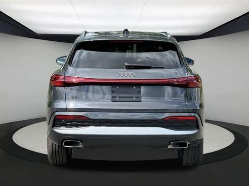 2025 Audi Q5 2.0T quattro Premium