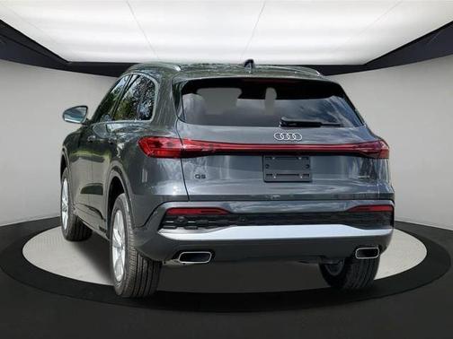 2025 Audi Q5 2.0T quattro Premium