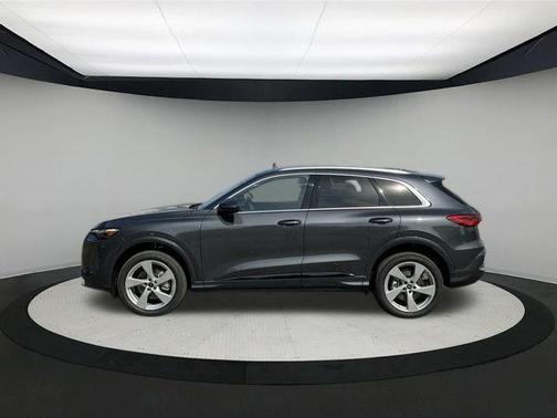 2025 Audi Q5 2.0T quattro Premium