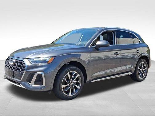 2023 Audi Q5 45 S line quattro Premium