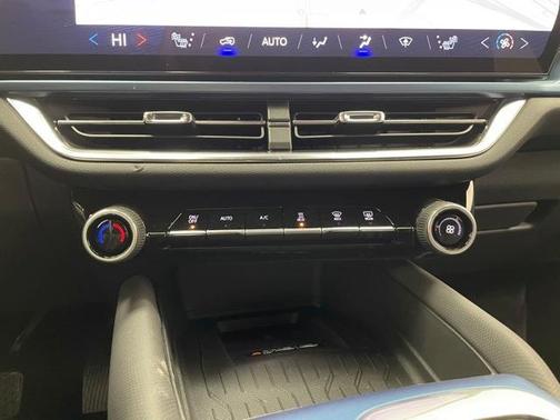 2026 Chevrolet Equinox EV LT 2