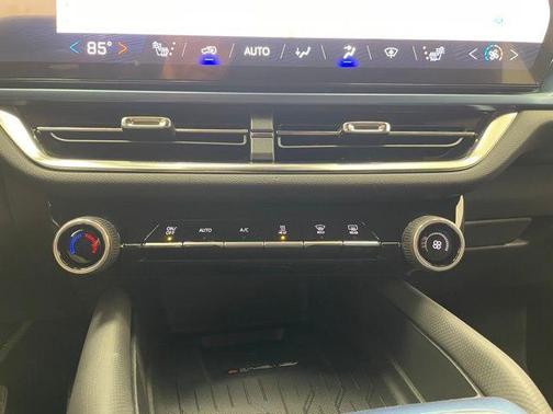 2026 Chevrolet Equinox EV LT 2