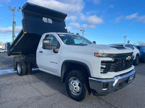2026 Chevrolet Silverado 3500 WT