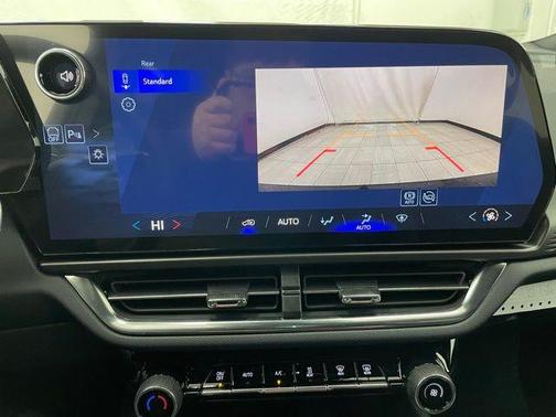 2026 Chevrolet Equinox EV LT 1