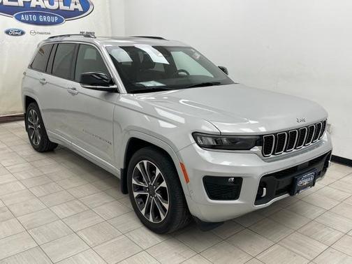 2022 Jeep Grand Cherokee Overland