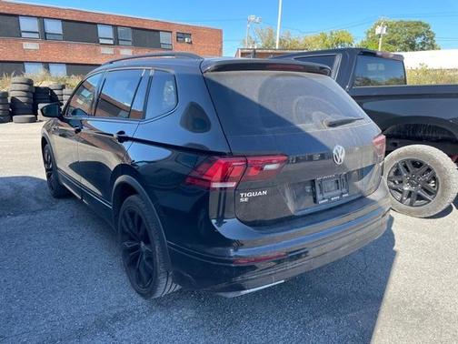 2021 Volkswagen Tiguan 2.0T SE R-Line Black