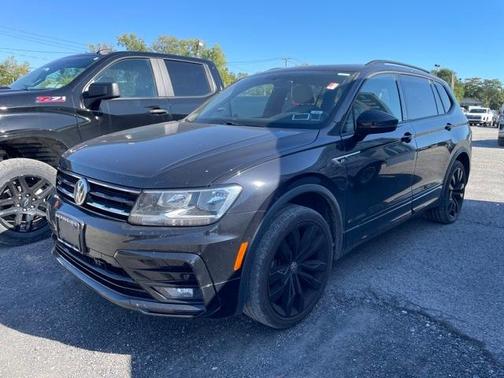 2021 Volkswagen Tiguan 2.0T SE R-Line Black