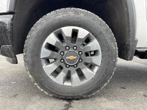 2025 Chevrolet Silverado 2500 Custom