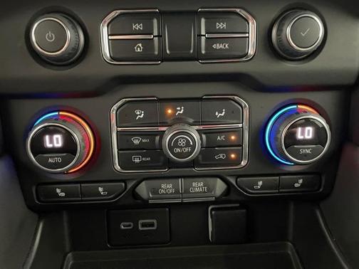 2022 Chevrolet Suburban Z71
