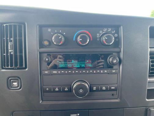 2025 Chevrolet Express 2500 Work Van