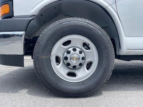 2025 Chevrolet Express 2500 Work Van