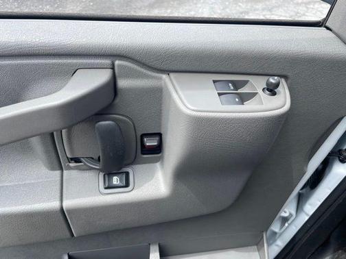 2025 Chevrolet Express 2500 Work Van