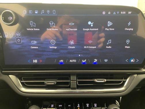 2026 Chevrolet Equinox EV LT 1