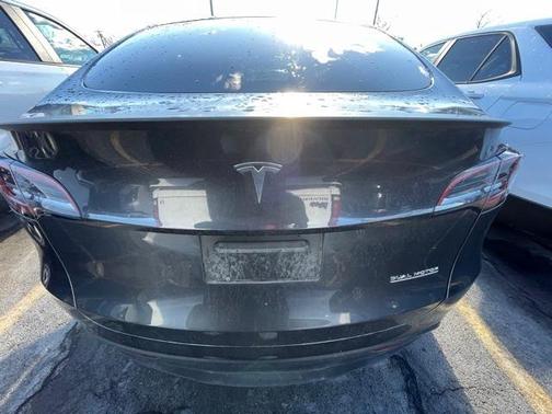 2024 Tesla Model Y Performance