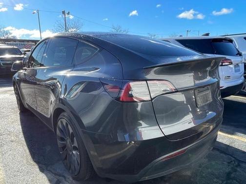 2024 Tesla Model Y Performance