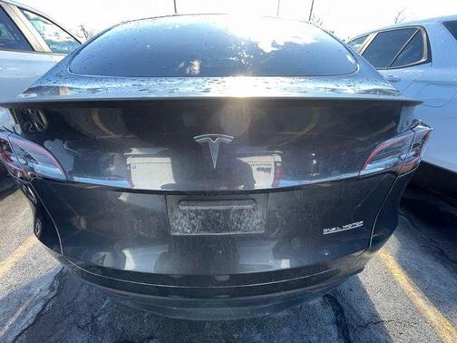 2024 Tesla Model Y Performance