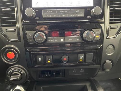 2024 Nissan Titan PRO-4X
