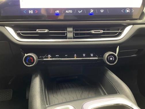 2026 Chevrolet Equinox EV LT 1