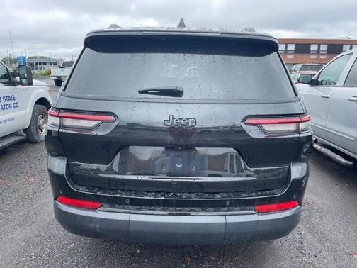 2024 Jeep Grand Cherokee L Laredo