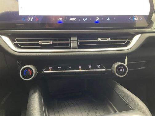 2026 Chevrolet Equinox EV LT 1