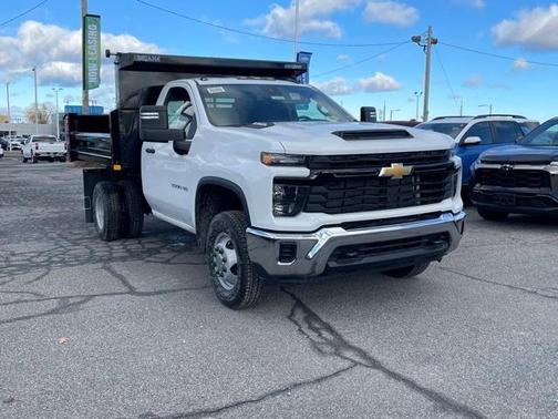 2026 Chevrolet Silverado 3500 WT