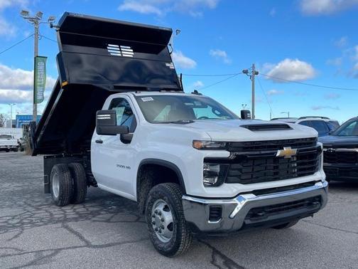 2026 Chevrolet Silverado 3500 WT