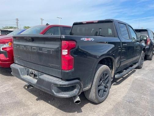 2023 Chevrolet Silverado 1500 Custom