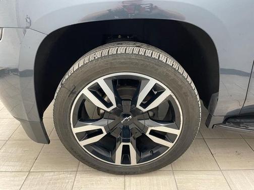 2020 Chevrolet Suburban LT