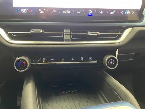 2026 Chevrolet Equinox EV LT 2