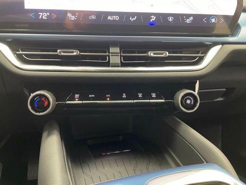 2026 Chevrolet Equinox EV LT 2