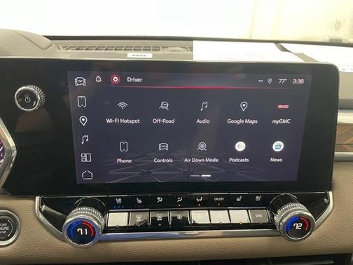2024 GMC Canyon Denali