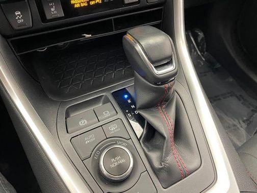 2021 Toyota RAV4 Prime SE