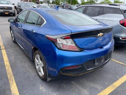 2018 Chevrolet Volt LT