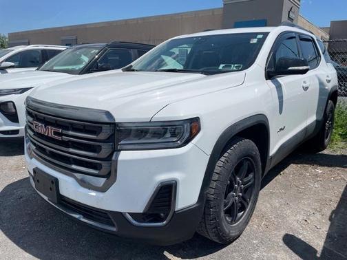 2023 GMC Acadia AT4