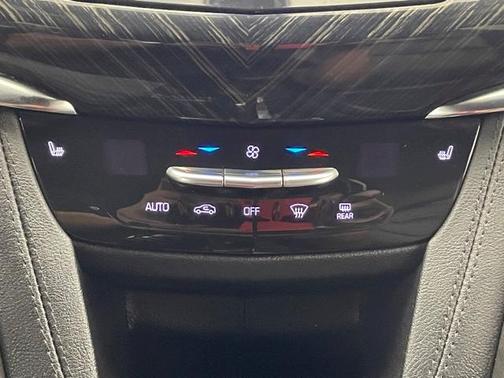 2022 Cadillac XT6 Premium Luxury AWD