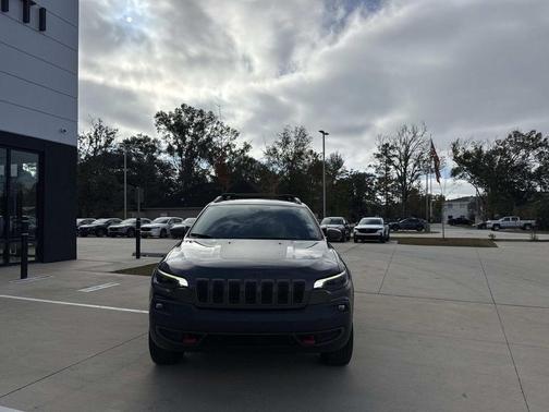 2021 Jeep Cherokee Trailhawk