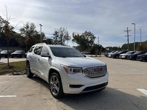 2019 GMC Acadia Denali