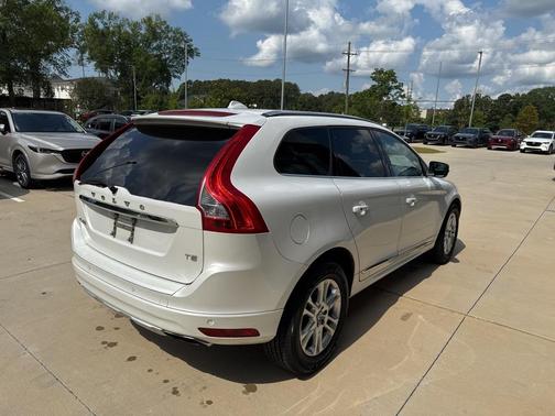 2015 Volvo XC60 T5 Premier Plus