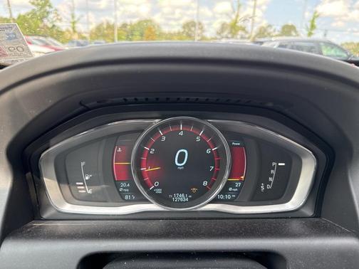 2015 Volvo XC60 T5 Premier Plus