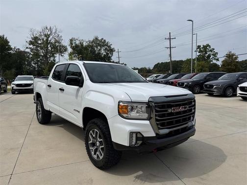2022 GMC Canyon AT4 w/Cloth