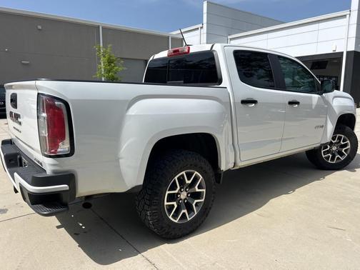 2022 GMC Canyon AT4 w/Cloth