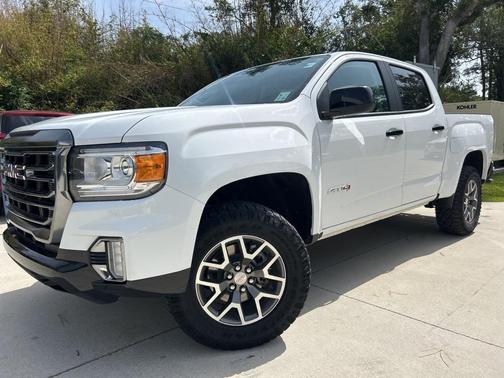 2022 GMC Canyon AT4 w/Cloth