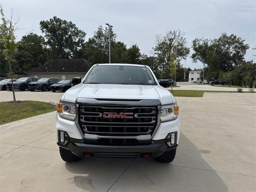 2022 GMC Canyon AT4 w/Cloth