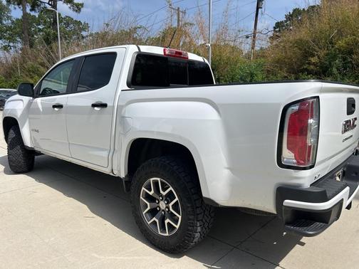 2022 GMC Canyon AT4 w/Cloth
