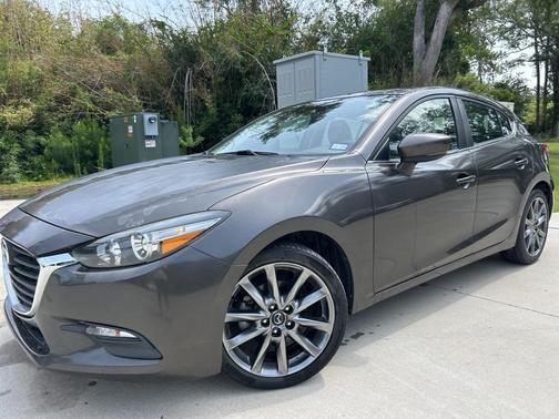 2018 Mazda Mazda3 Touring